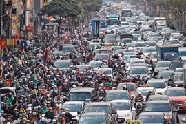 Lộ trình 'không xe xăng' tại Hà Nội: Vành đai 1 từ 2026, Vành đai 2 từ 2028, mở rộng đến Vành đai 3 vào 2030