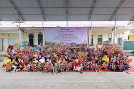 30 năm Vietravel – Hơn một thập kỷ ‘Áo ấm cho em’ lan tỏa yêu thương