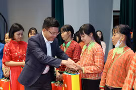 Bối cảnh 'trong ấm, ngoài yên' là điều kiện tiên quyết để tỉnh Lạng Sơn đón Tết đầm ấm, an lành hơn