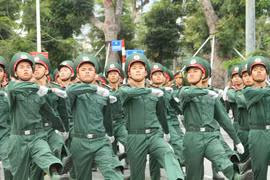 Tổ chức chương trình duyệt đội ngũ và diễu hành quần chúng dịp kỷ niệm 70 năm Giải phóng Hải Phòng