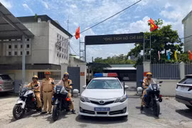 TP HCM ra quân xử lý phương tiện kinh doanh vận tải ở đường bộ, đường thủy