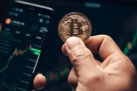 Bitcoin lặp lại kịch bản 2014, phố Wall dự báo 2026 là năm biến động