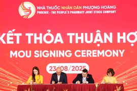 Ra mắt chuỗi Nhà thuốc Nhân dân Phượng Hoàng tại Hà Nội