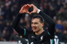 Nunez rực sáng giúp Liverpool bay cao trên BXH
