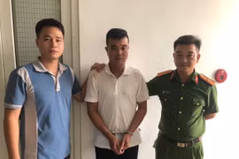 Bác sĩ giả lấy lý do “bắt mạch bốc thuốc” để thực hiện ý đồ xấu với bé gái