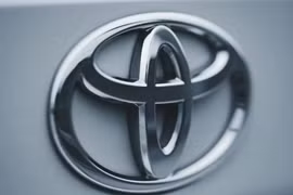 Toyota thu hồi 100.000 xe do lỗi nghiêm trọng