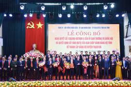 Hà Tĩnh công bố Nghị quyết của Quốc hội về sắp xếp đơn vị hành chính cấp huyện, cấp xã