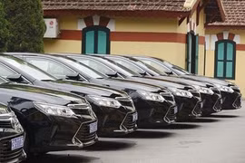 Sử dụng xe công vượt định mức, Văn phòng Bộ Công Thương nói gì?