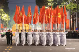 Quảng trường Ba Đình rực sáng màu cờ Tổ quốc với khí thế hào hùng trong buổi tổng hợp luyện A80 lần thứ hai