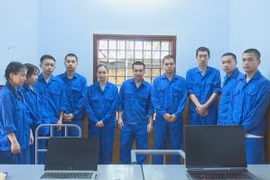 'Long Hồng Kông' và đồng phạm chiếm đoạt 140 tỉ đồng của hơn 1.000 người dân