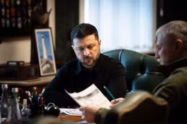 Cựu Thủ tướng Ukraine: Ông Zelenskyy có thể sẽ bị 'khai ra'