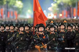 Những “bông hồng” rạng ngời, kiêu hùng trong đêm tổng hợp luyện A80