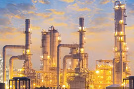 EU đóng băng siêu nhà máy lọc dầu của Ấn Độ do liên quan đến Rosneft