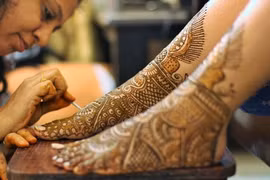 Nghệ thuật vẽ Henna trở thành Di sản văn hóa phi vật thể của nhân loại