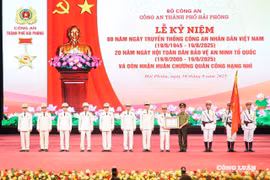 Công an TP Hải Phòng đón nhận Huân chương Quân công hạng Nhì