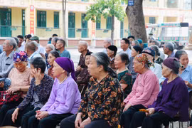 Đề xuất miễn, giảm viện phí cho người mắc bệnh hiểm nghèo