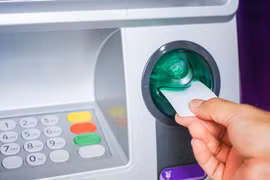 ‏Cách phát hiện máy quét thẻ tín dụng để bảo vệ tài sản của bạn‏