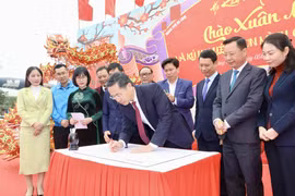 Quảng Ninh: Khai bút đầu xuân Ất Tỵ năm 2025, khơi gợi tinh thần hiếu học