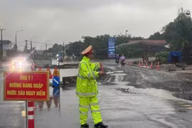 CSGT Đà Nẵng trực chiến 24/24, sẵn sàng ứng phó bão số 10