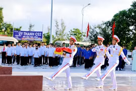 Sắc cờ Tổ quốc tung bay trên đảo Cô Tô, kỷ niệm 80 năm Quốc khánh 2/9