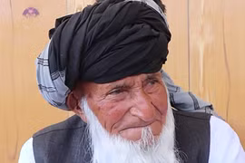 Cụ ông Afghanistan tự nhận đã... 140 tuổi, Taliban đang xác minh