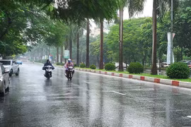 Dự báo thời tiết ngày 19/11: Bắc Bộ trời rét 12 độ, Trung Bộ mưa to