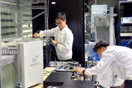 Lần đầu thiết bị viễn thông do Việt Nam sản xuất chinh phục “tiêu chuẩn vàng” toàn cầu
