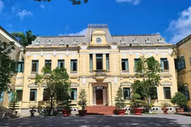 Chủ tịch TP Hải Phòng chỉ đạo đôn đốc thực hiện nhiệm vụ trọng tâm sau nghỉ Tết