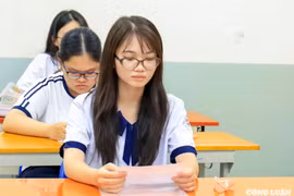 TP HCM: Gần 100.000 sĩ tử làm thủ tục thi tốt nghiệp THPT