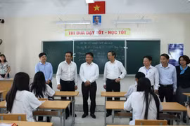 Kỳ thi tốt nghiệp THPT như một phép thử đối với cán bộ về tinh thần trách nhiệm