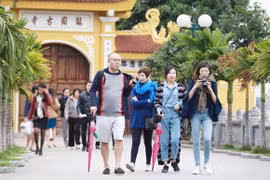 Vì sao khách Trung Quốc đến Việt Nam tăng mạnh đầu năm 2025?
