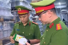 Từ 9/5, TP Hà Nội kiểm tra đột xuất cơ sở sản xuất, kinh doanh sữa và thực phẩm chức năng