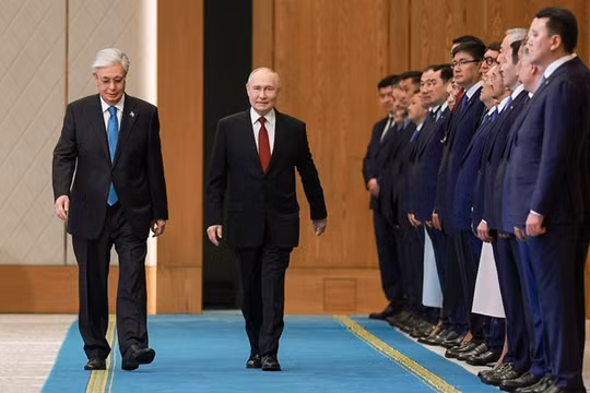 Tổng thống Putin thăm Kazakhstan, thúc đẩy hợp tác chiến lược và an ninh khu vực