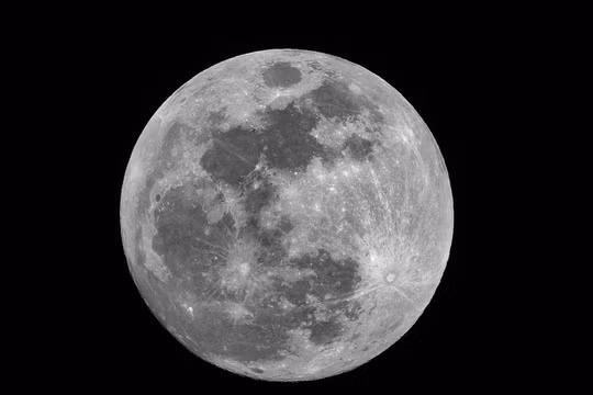 Mảnh tên lửa SpaceX vô tình đâm xuống Mặt trăng, tạo hố va chạm mới
