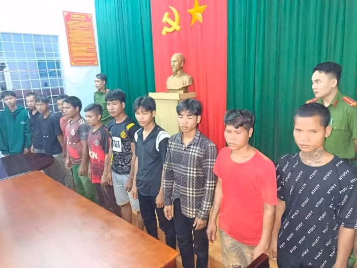 bat tam giam 11 doi tuong de dieu tra ve hanh vi giet nguoi hinh 1