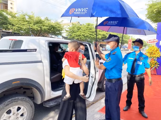 VNVC đón tiếp người dân Vĩnh Long và các vùng lân cận bằng sự tận tâm, chuyên nghiệp