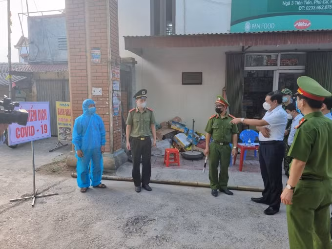 Hiện nay công tác phòng chống dịch vẫn được đẩy mạnh (ảnh TL).
