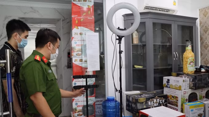 Cơ quan chức năng tại cơ sở tại Bát Khối.