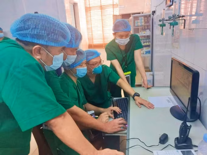 Bệnh viện đi vào hoạt động để giảm tải cho Trung tâm Bệnh nhiệt đới tập trung điều trị các ca bệnh nặng.