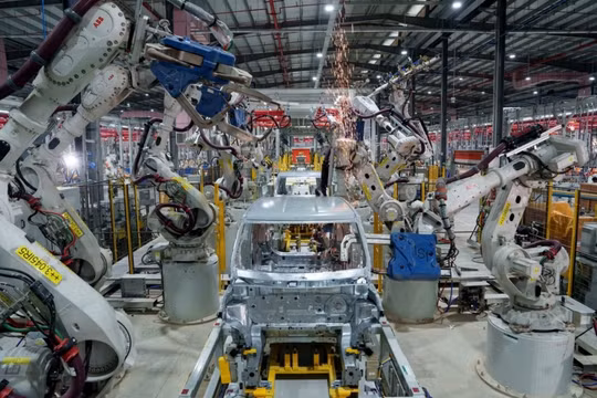 Loạt giải pháp hỗ trợ doanh nghiệp bứt tốc, kiên định mục tiêu tăng trưởng 2 con số