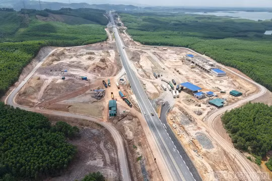 Hoàn thiện hạ tầng đường bộ cao tốc từ tư duy đồng bộ
