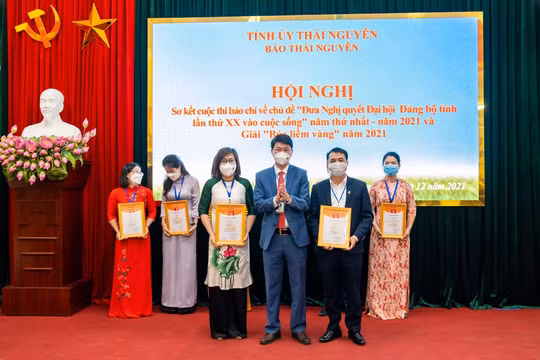 Báo Thái Nguyên: Lựa chọn 33 tác phẩm đoạt giải tại 2 cuộc thi báo chí