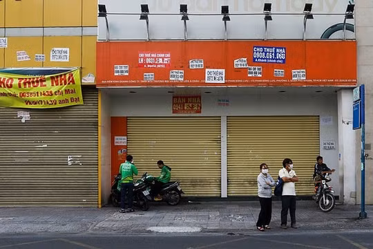 Đợt bùng phát đại dịch thứ 4, khiến “đất vàng” cho thuê TP.HCM phải “bật khóc”