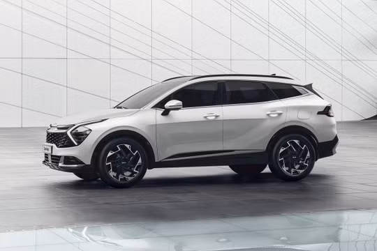 Kia giới thiệu 1 số hình ảnh đầu tiên của Sportage 2022