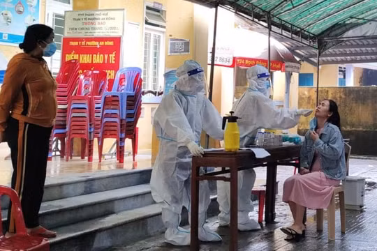 Người từ chối tiêm vaccine Covid-19 có thể sẽ phải tự chi trả phí điều trị nếu nhiễm bệnh