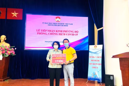 PNJ ủng hộ 2 tỉ đồng kinh phí mua vắc xin phòng chống dịch Covid-19