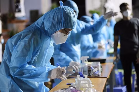TP.HCM: Phát hiện một học sinh lớp 8 ở TP.Thủ Đức dương tính với Covid-19