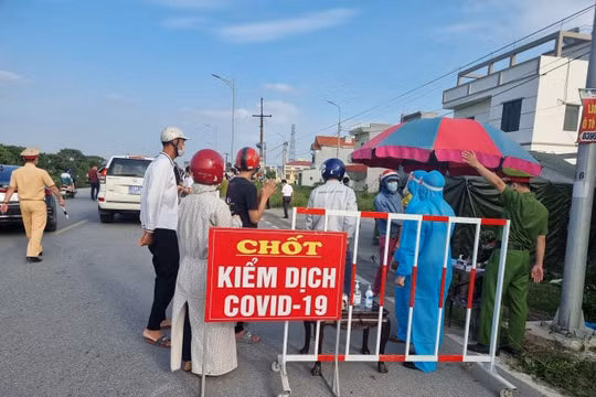 Dịch bệnh Covid-19 bùng phát trở lại: Nín thở chờ đợi!