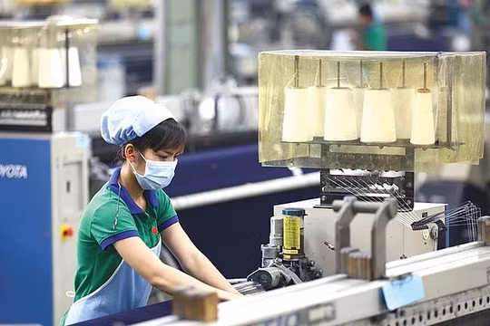 Lần đầu tiên kể từ khi dịch Covid-19 bùng phát, thu hút vốn FDI tăng trưởng dương