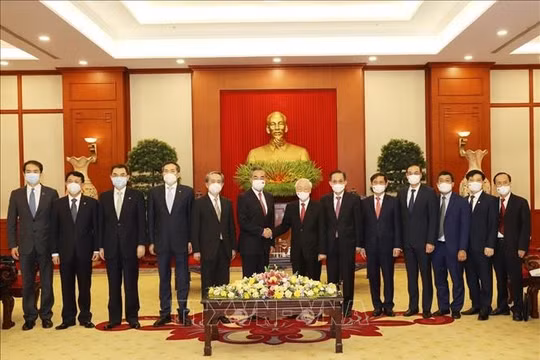 Tổng Bí thư Nguyễn Phú Trọng tiếp Ủy viên Quốc vụ, Bộ trưởng Ngoại giao Trung Quốc Vương Nghị